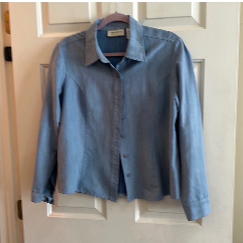 Lemon Grass button down long sleeved shirt, Like New!